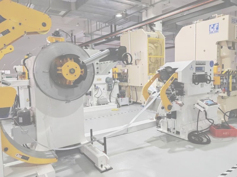 三合一開卷整平久久夜色精品亚洲：集放卷、矯正、輸送於一體的金屬加工核心設備